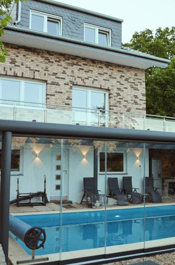 Wellness Apartments Sophienhoehe Am Pool 梅谢尼希 外观 照片