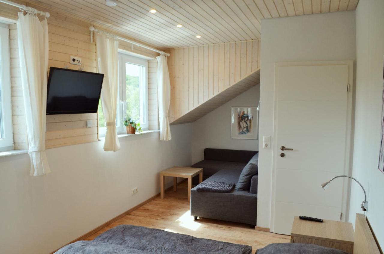 Wellness Apartments Sophienhoehe Am Pool 梅谢尼希 外观 照片